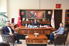 Adana OSB Müdürü Ersin Akpınar'dan Rektörümüze Hayırlı Olsun Ziyareti