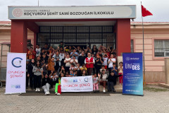 OKÜ Genç-İz Kulübü’nden Köy Okullarına Renkli Dokunuş: ÜNİDES Oyuncak Şenliği Projesi